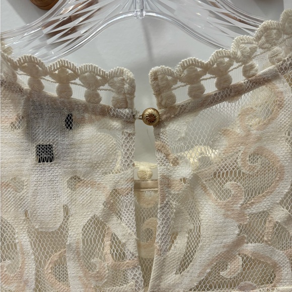 Anthropologie HD in Paris lace top - Picture 6 of 6